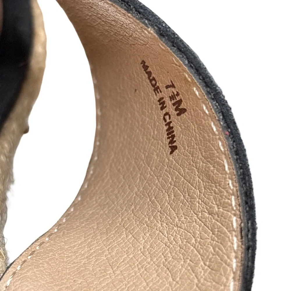 Pelle Moda Black and Tan Platform Espadrille Wedges 7.5